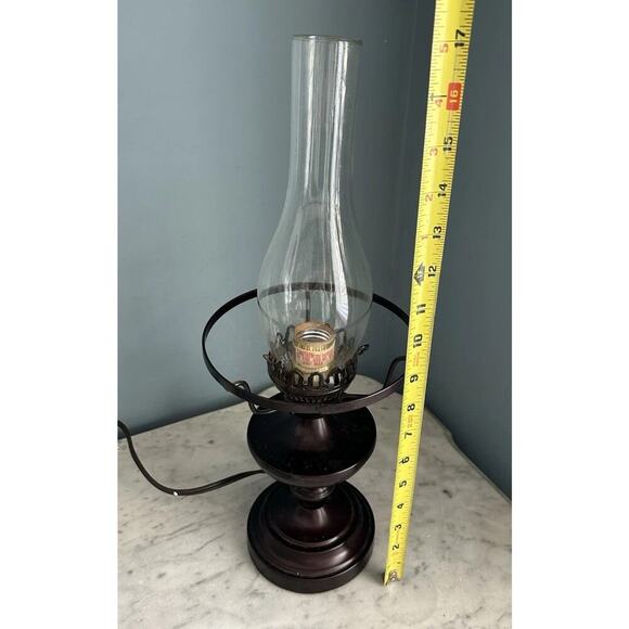 Vintage The Classic Hurricane Style Table Lamp By Alsy Lighting New In Box READ - Picture 6 of 12